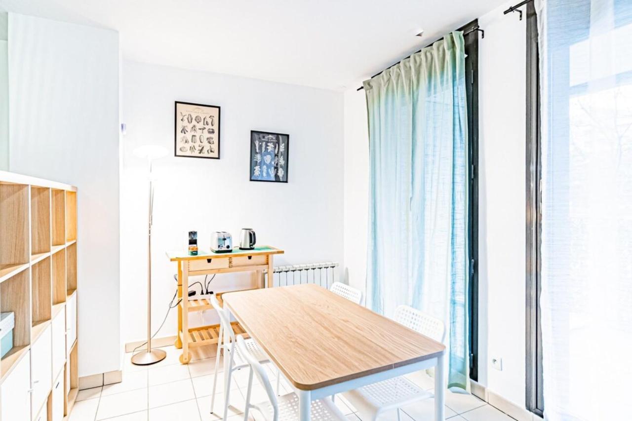 Le Petit Kaplan-Studio Cosy Avec Terrasse Lyon Exterior foto
